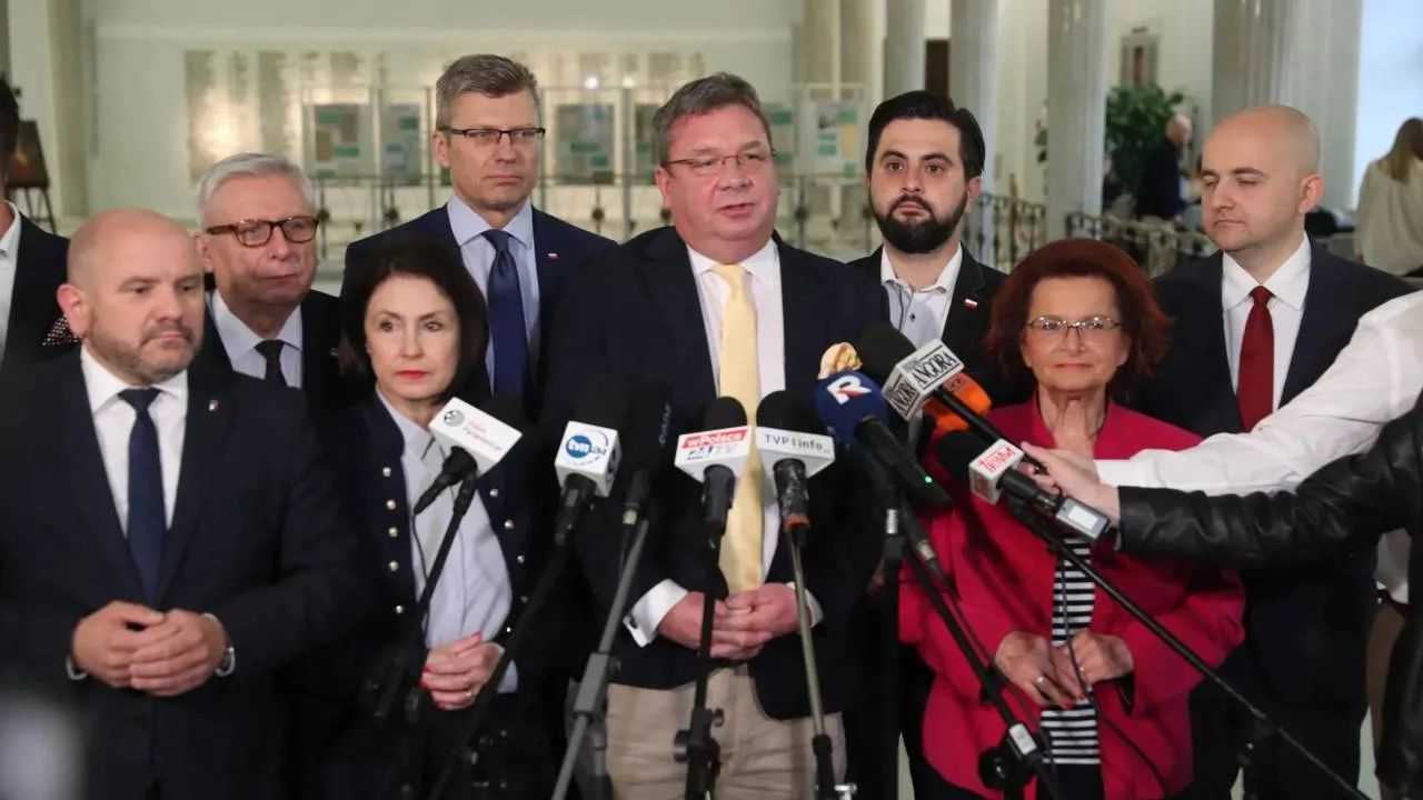 "Napad na czwartą władzę": Były minister mówi wprost: W Polsce nie ma już demokracji