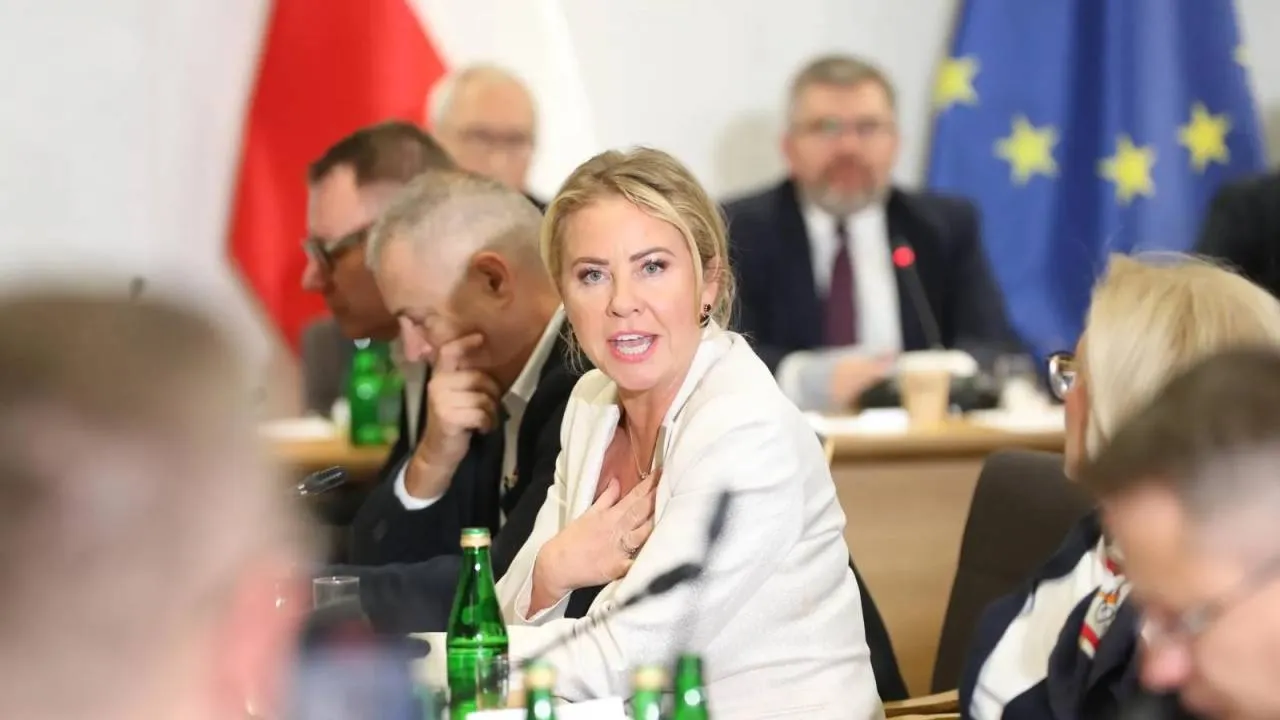 Mąż posłanki Centrum zatrzymany przez policję. Usłyszał zarzuty. "Jakoś się pani nie chwali"
