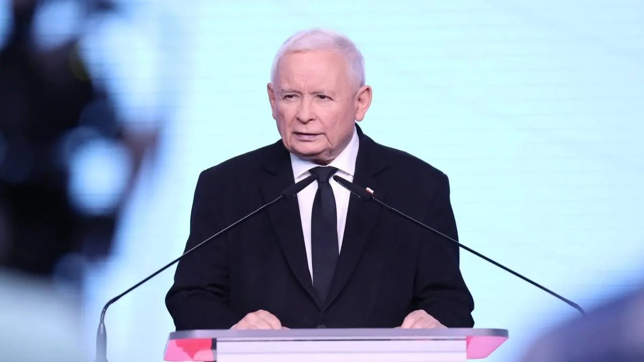 Jarosław Kaczyński alarmuje ws. relokacji wojsk USA: "Rząd Tuska zniszczył wypracowane relacje"