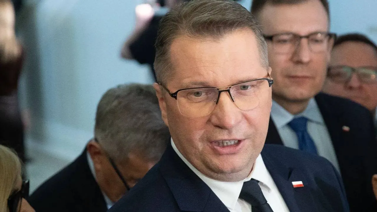 „Ideologia klimatyczna niszczy Europę”. PiS popiera inicjatywę referendalną prezydenta