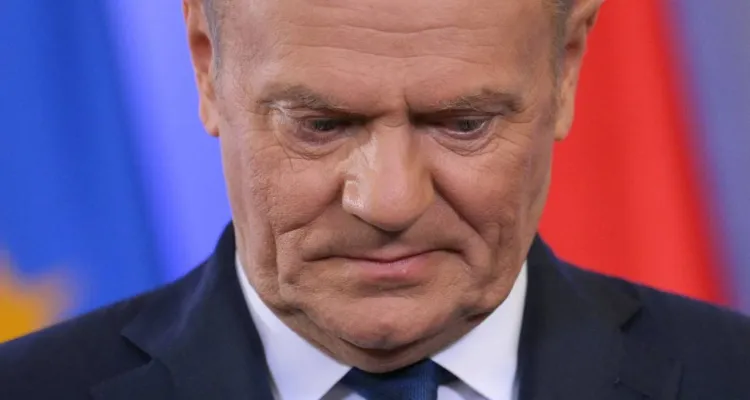 Rośnie liczba przeciwników rządu. Jeszcze więcej Polaków nie chce Tuska w roli premiera
