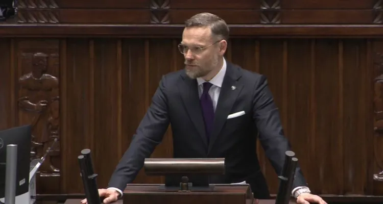 „Polska to nie mury Senatu”. Mocne słowa Boguckiego po blokadzie referendum
