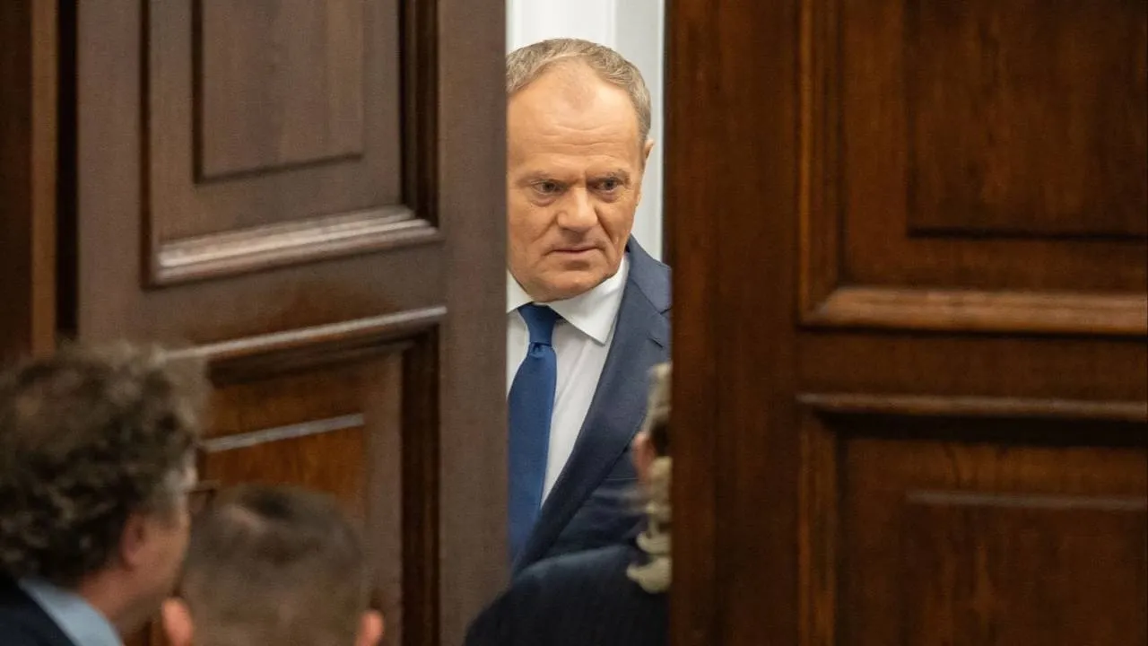 Tusk milczał godzinami. Głos zabrał dopiero... po reakcji Niemiec na decyzję Trumpa [SZCZEGÓŁY]