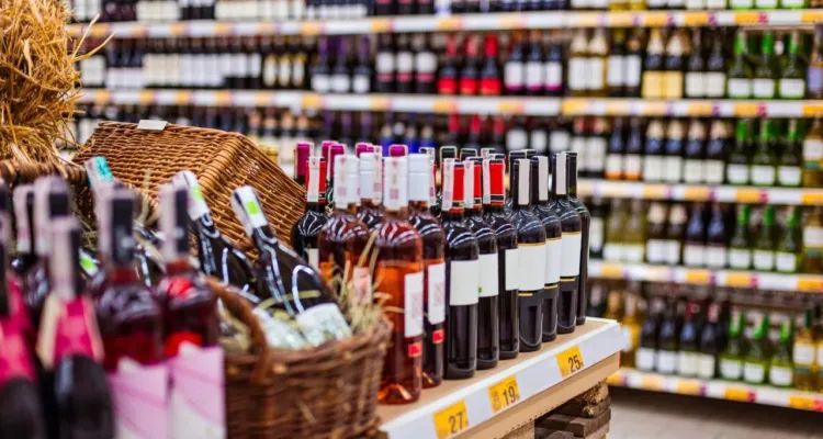 Sklepy bez alkoholu po 23. Lublin dołącza do miast z nocną prohibicją