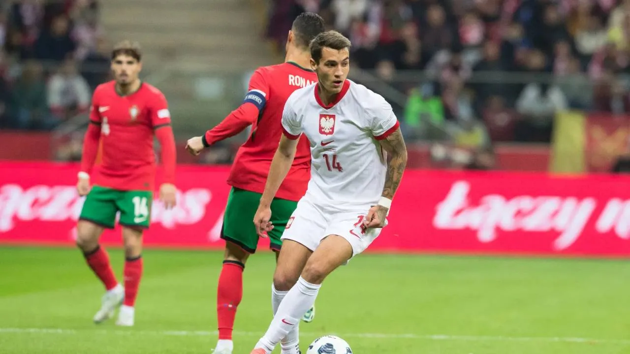 To byłby transferowy hit. Polak na liście życzeń FC Barcelony