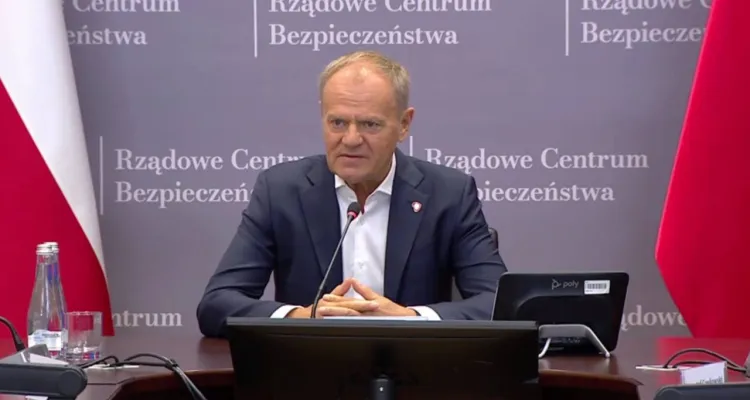 Tusk po wyważeniu drzwi w domu prezydenta mówi o 