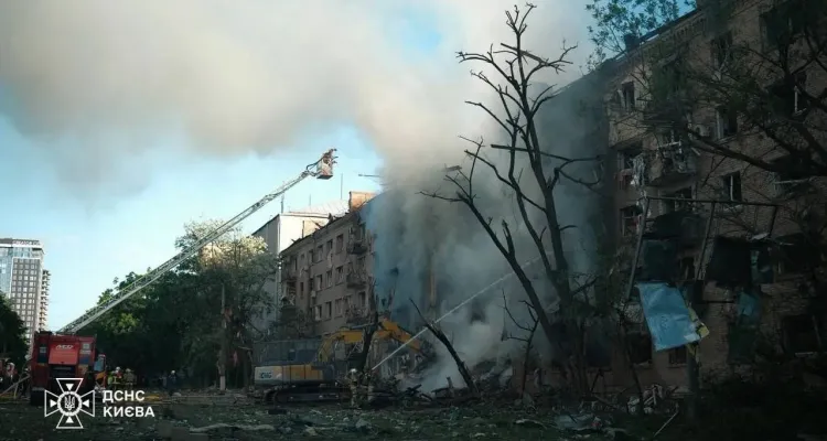 Kijów pod ostrzałem Rosji. Seria wybuchów i rannych, reakcja polskiego wojska [WIDEO I ZDJĘCIA]