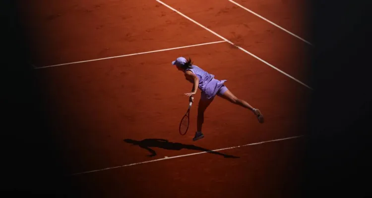 Znakomite wieści z Roland Garros! Sensacja Chwalińskiej, dominacja Świątek