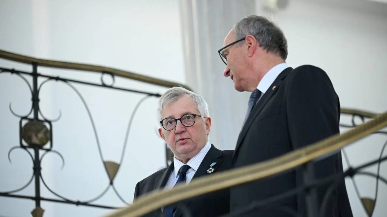 Czarzasty o wniosku dot. aneksu do raportu WSI: Marszałek Sejmu polecił zwrócić nadawcy przesyłkę