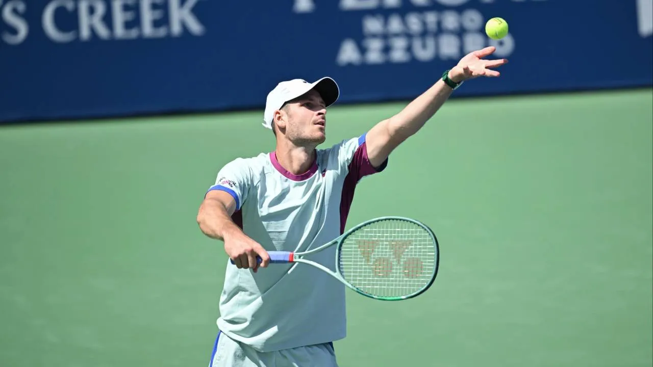 Kontrowersje wokół decyzji sędziów na French Open. Hurkacz zabrał głos