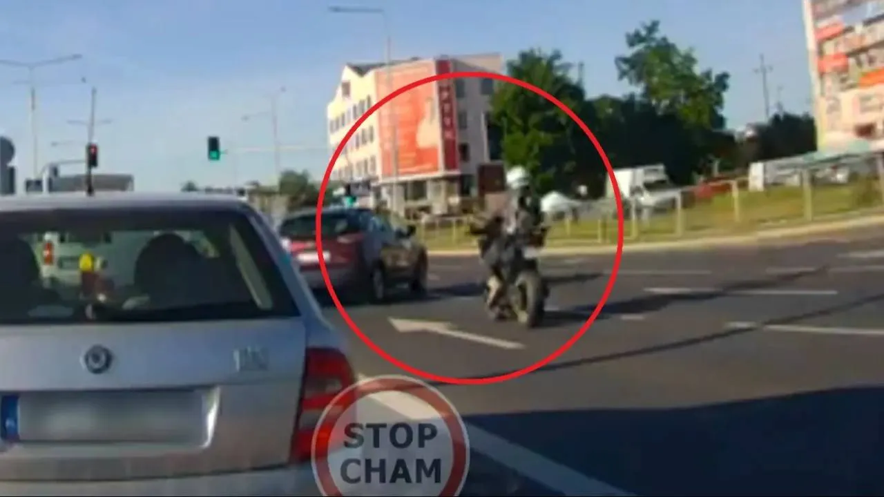 Motocyklista zginął w wypadku. Do sieci trafiło szokujące nagranie. WIDEO