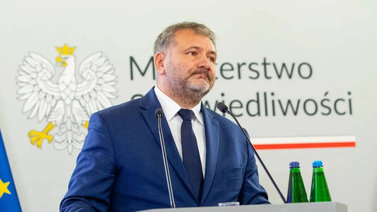 "Absurd kompletny, Żurek totalnie panikuje". Fala komentarzy po wniosku ws. zatrzymania Jakiego [ZOBACZ]