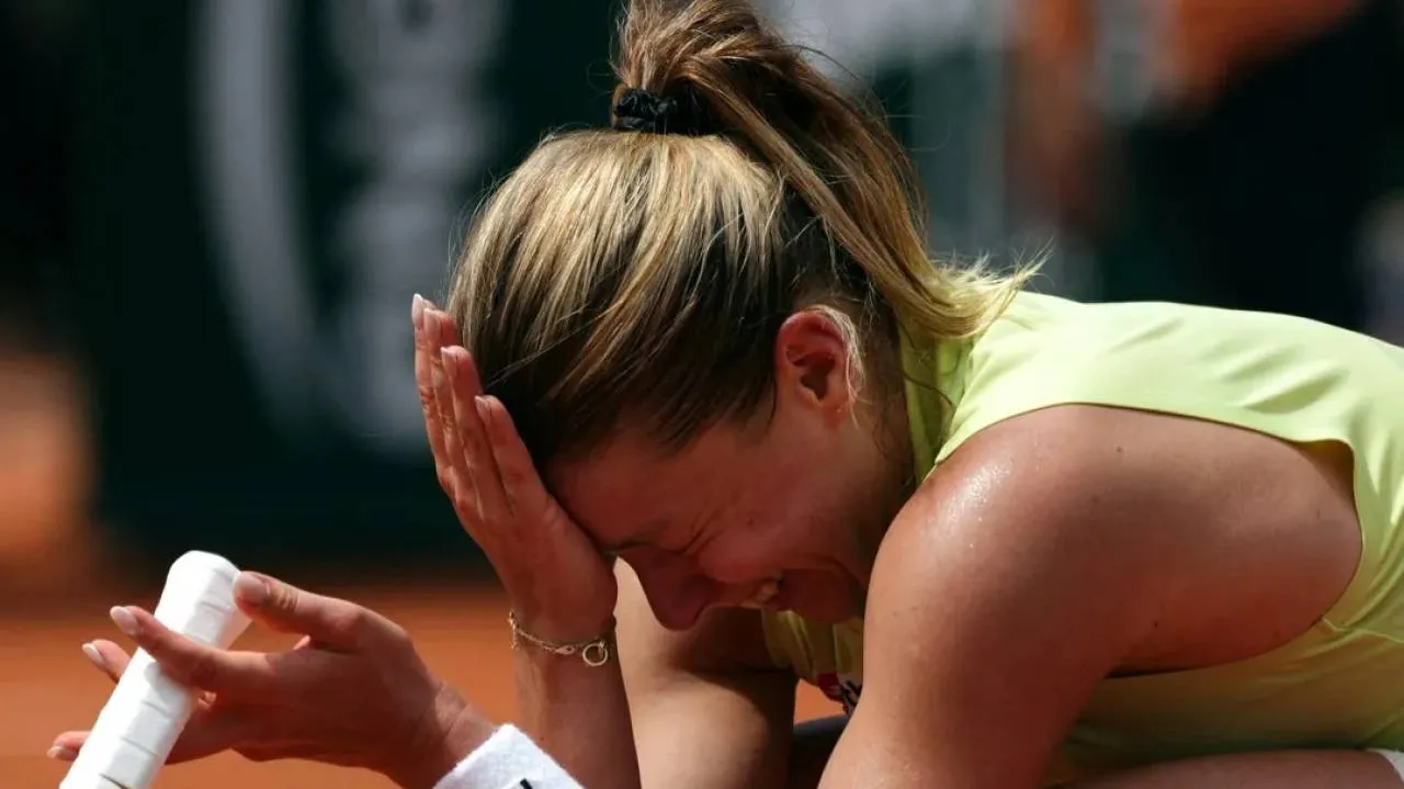 Fenomenalna Maja Chwalińska! Z kwalifikacji do finału Roland Garros