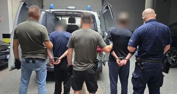 Policja rozbiła grupę gruzińskich recydywistów. Zmienili dane i wrócili do Polski