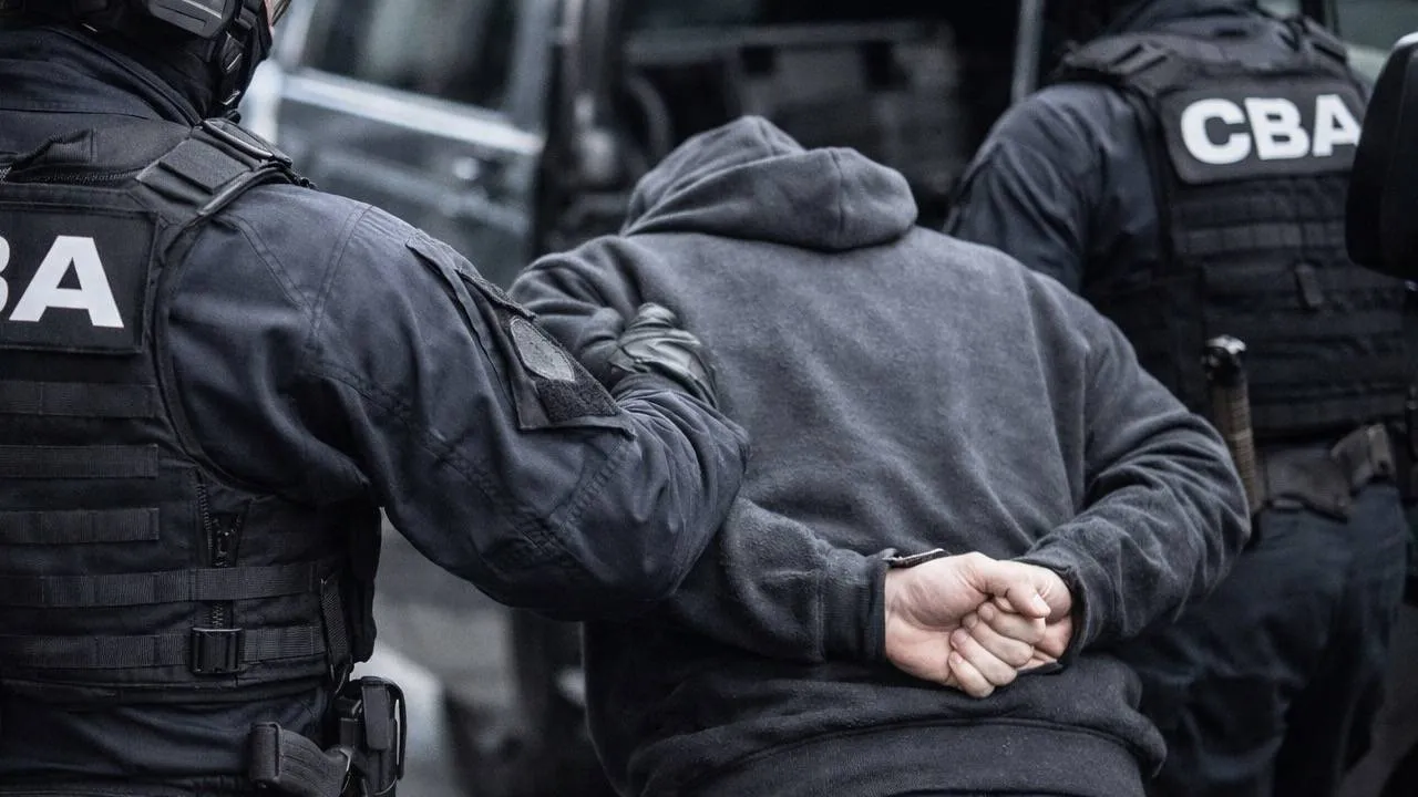Korupcja w Trójmieście. Funkcjonariusze CBA zatrzymali gdańskiego urzędnika