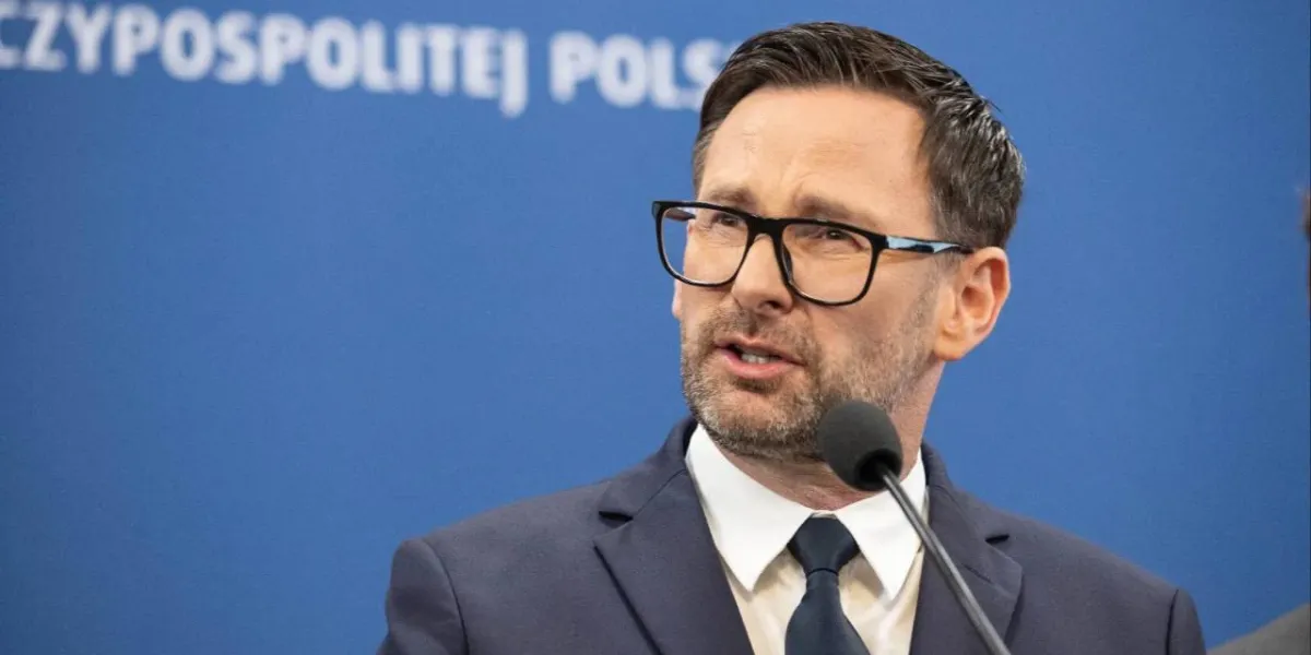 Orlen Stock Surges: Obajtek Blames Tomczyk, Calls Out Political Interference" (Alternative concise options:) "Poland's Orlen Stock Rises as Obajtek Accuses Tomczyk of Political Meddling" "Orlen Shares Jump: Obajtek Denies Involvement in Fuel Market Tensions - News Directory 3