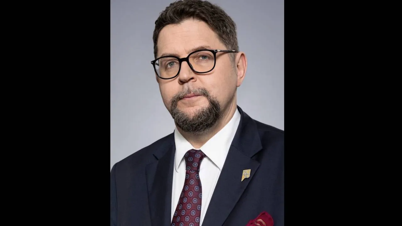 "To jest zdrada narodowa". TEGO zażądał Czarnek po słowach Szeptyckiego