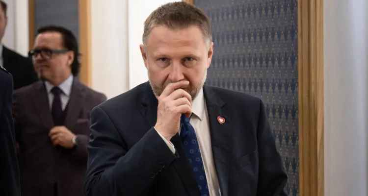 Układ na Mazowszu pod parasolem ochronnym. Polityc