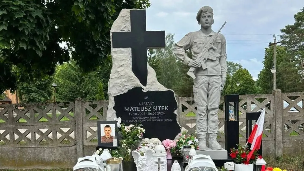 Śledztwo ws. zabójstwa sierżanta Sitka zawieszone. "To właśnie państwo z dykty"