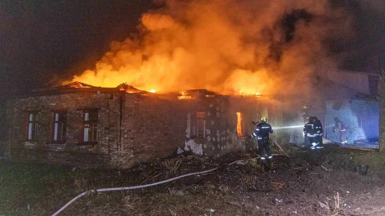 Rosjanie uderzyli na Charków i okolice. Nie żyją cztery osoby