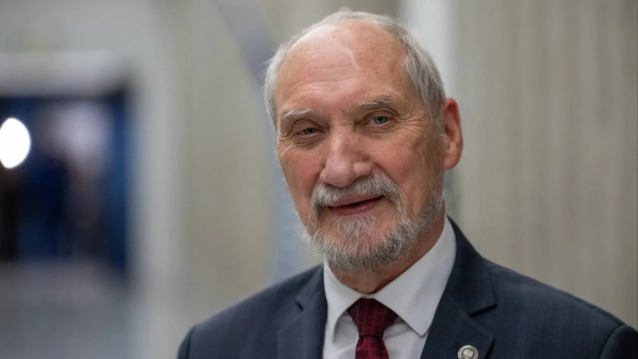 Prokuratura postawiła zarzuty Antoniemu Macierewiczowi. "Mówiłem to po to, by obronić Polskę"