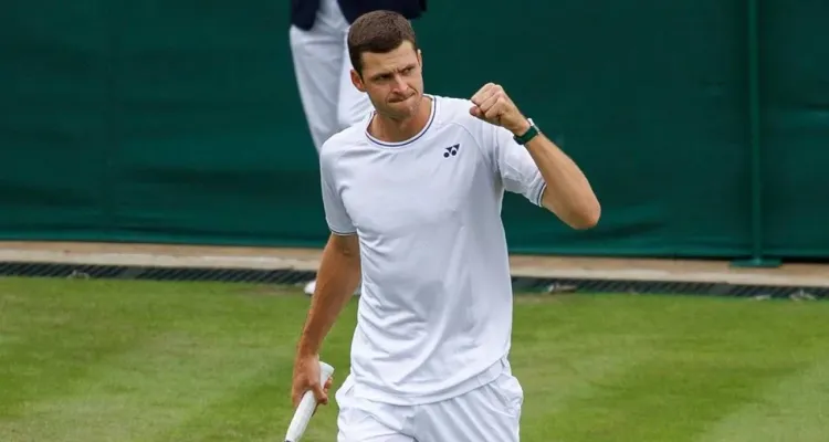 Bolesna porażka Hurkacza na turnieju ATP. Odpadł j