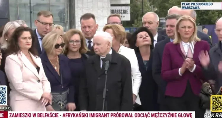 "Służą Rosji". Kaczyński na pl. Piłsudskiego: "To 