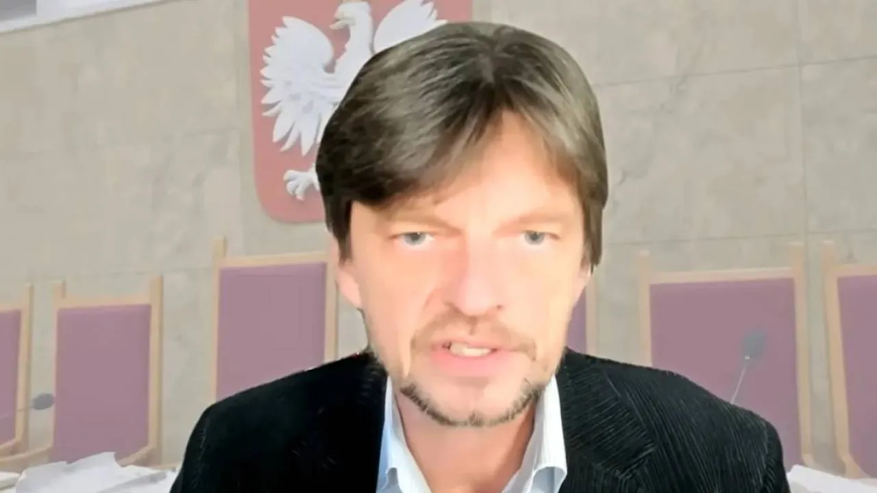 Trzy miesiące aresztu za pistolet alarmowy. Ten model można kupić w internecie