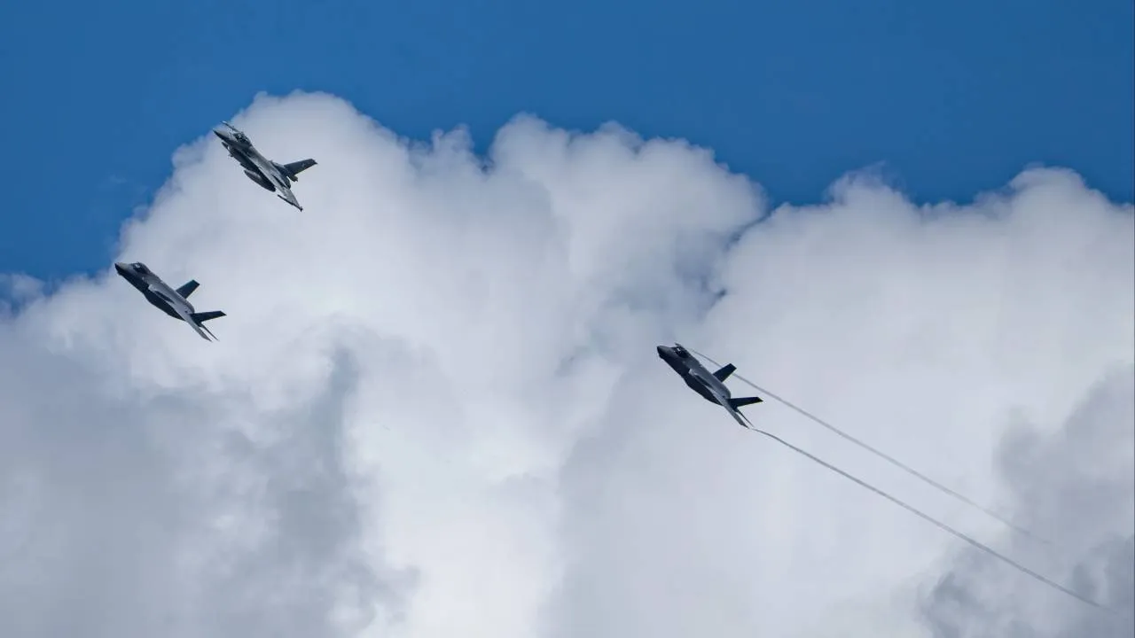 F-35 przeleciały nad Polską. Mamy zdjęcia z tego wydarzenia