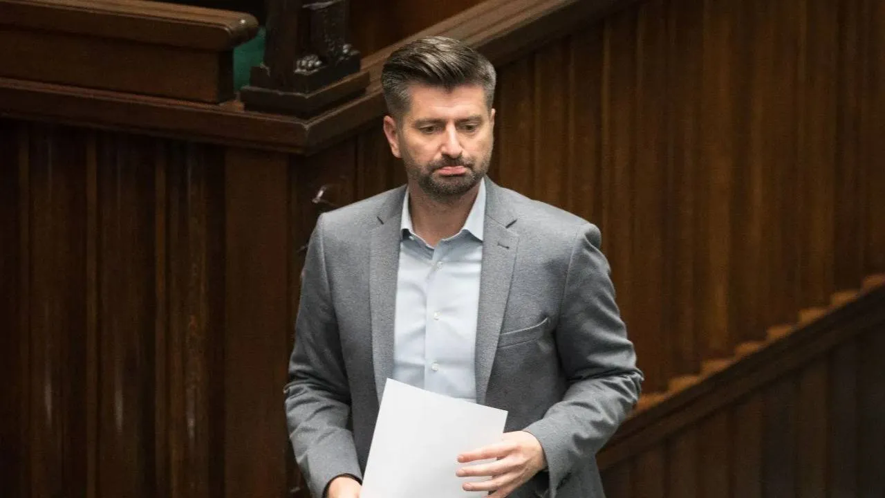 Szokujące słowa Śmiszka ws. pobicia Polaków. Europoseł dostał mocną kontrę