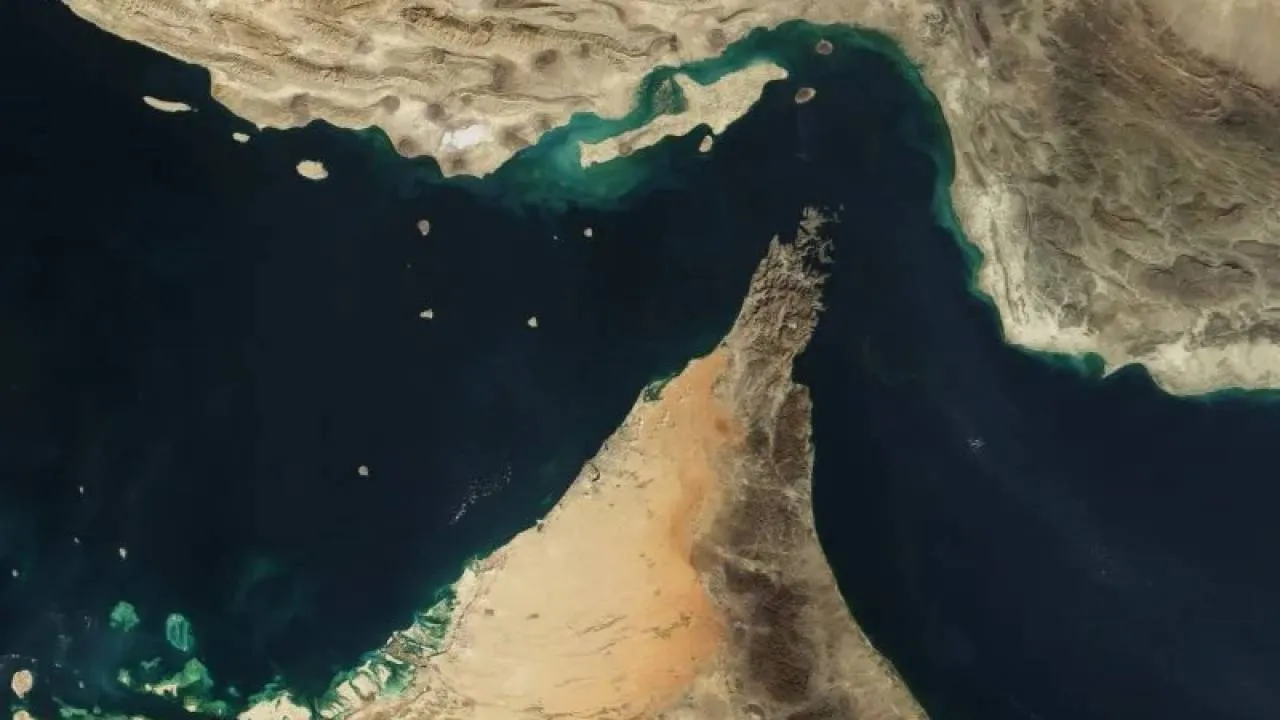 Pokój na linii Iran-USA. Przez Cieśninę Ormuz przepłynęły pierwsze tankowce