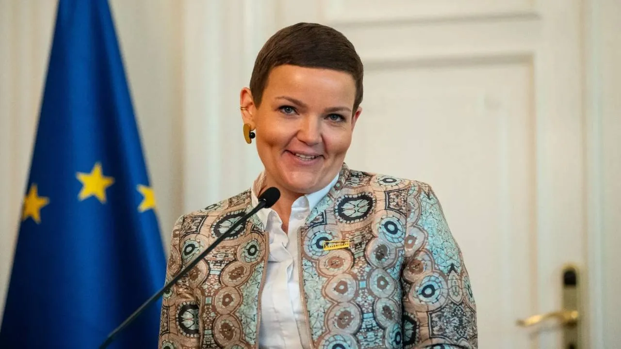 W Sejmie o "zabezpieczeniu socjalnym" artystów. Opozycja punktowała minister Cienkowską