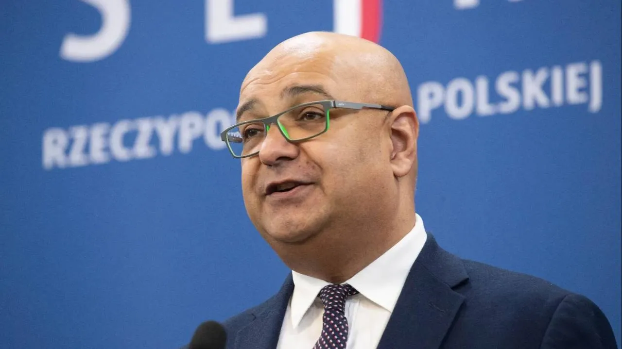 Alvin Gajadhur: Obecny minister infrastruktury zapisze się w historii jako grabarz polskiego transportu