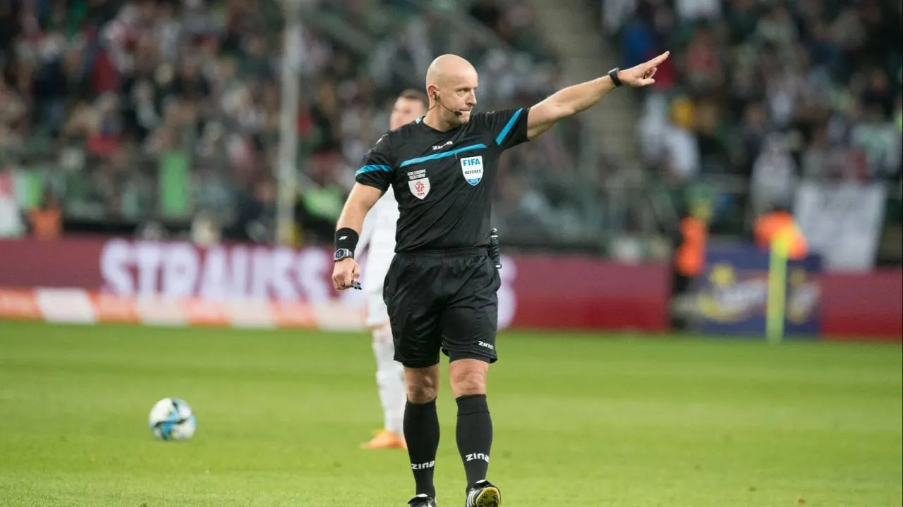 Kontrowersje wokół Messiego i decyzji Marciniaka. Algieria domaga się reakcji FIFA