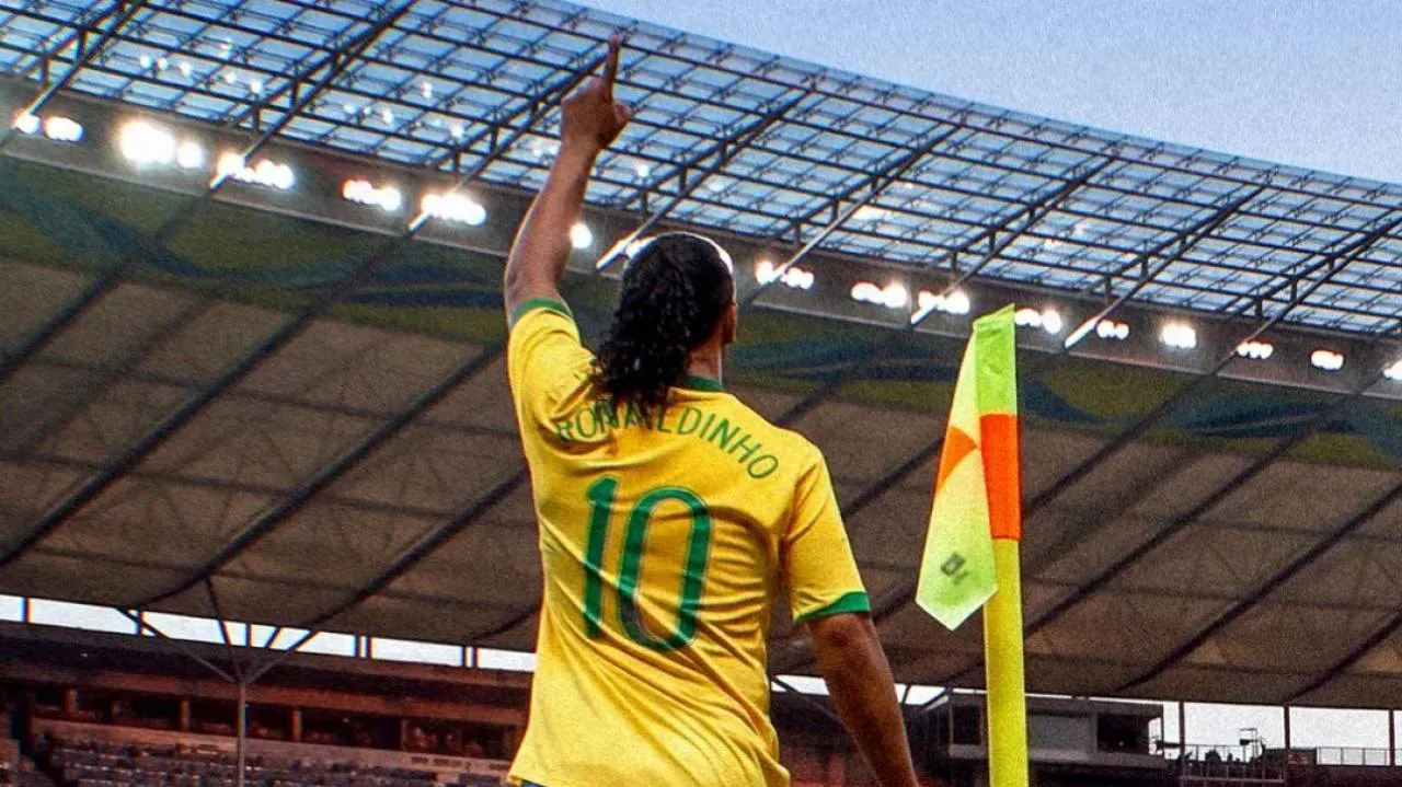Słynny Ronaldinho wraca na boisko. Włoski klub sięgnął po gwiazdę