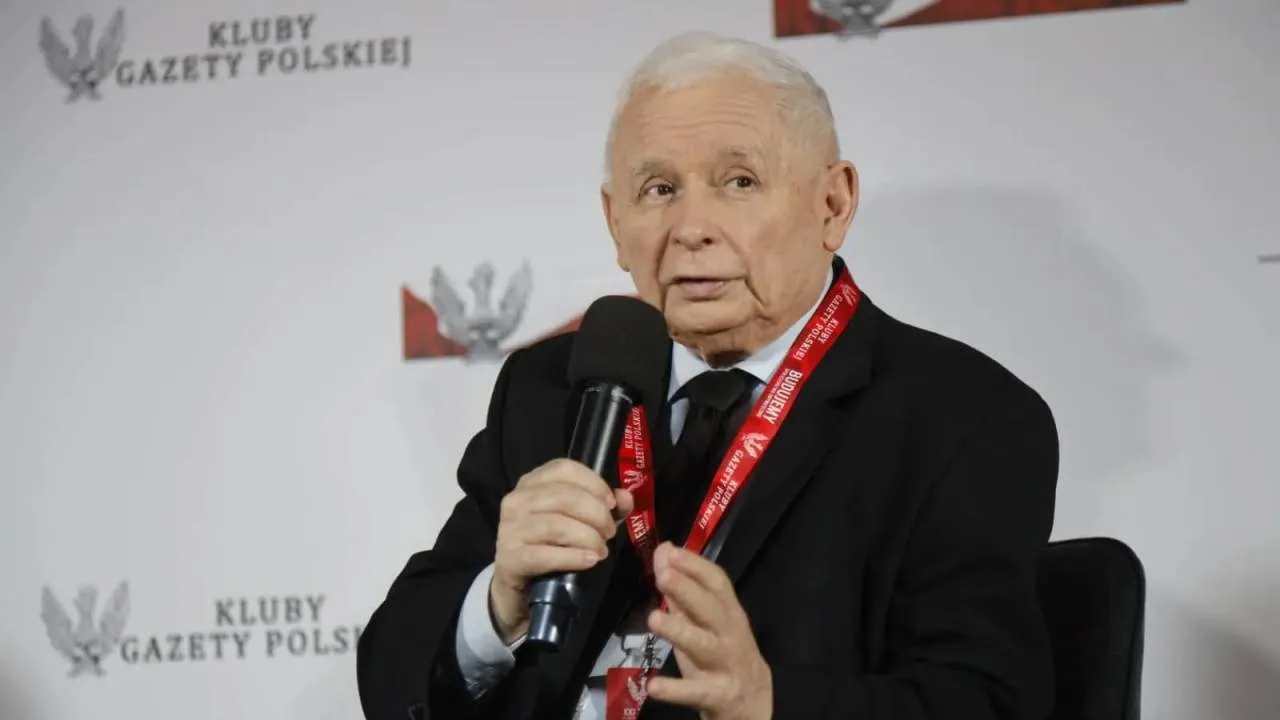 Prezes PiS przedstawił plan na wybory parlamentarne. "Jedyną droga jest wielki namiot"