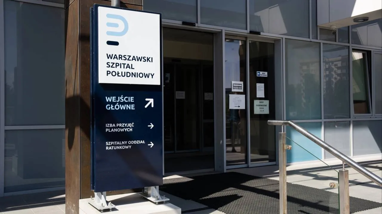 "Prywatna przychodnia Dawida Kacprzyka". Szpital Południowy ze specjalnymi procedurami dla działaczy KO!