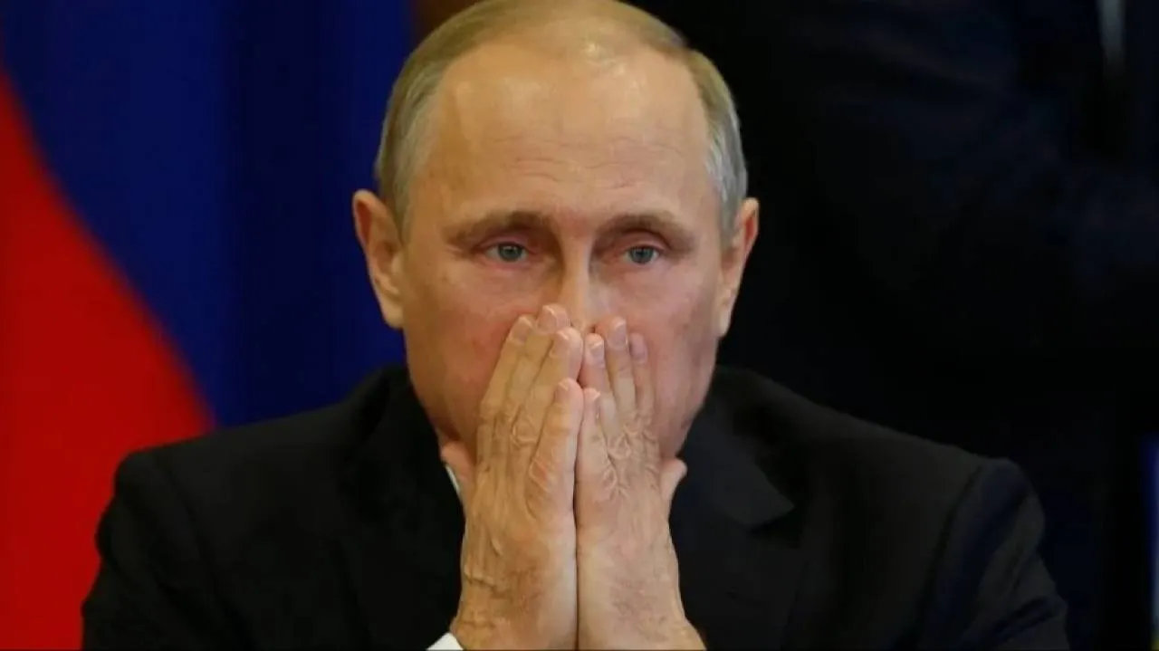 Kolejki na stacjach i potężne ciosy ukraińskich dronów. Putin oficjalnie przyznaje się do niedoborów paliw