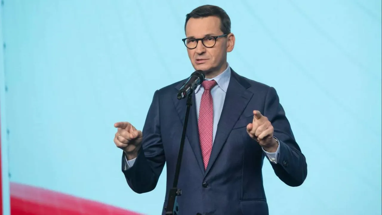 Morawiecki odda ukraiński order do muzeum w Chełmie. "Symbol pamięci o bestialsko zamordowanych Polakach"