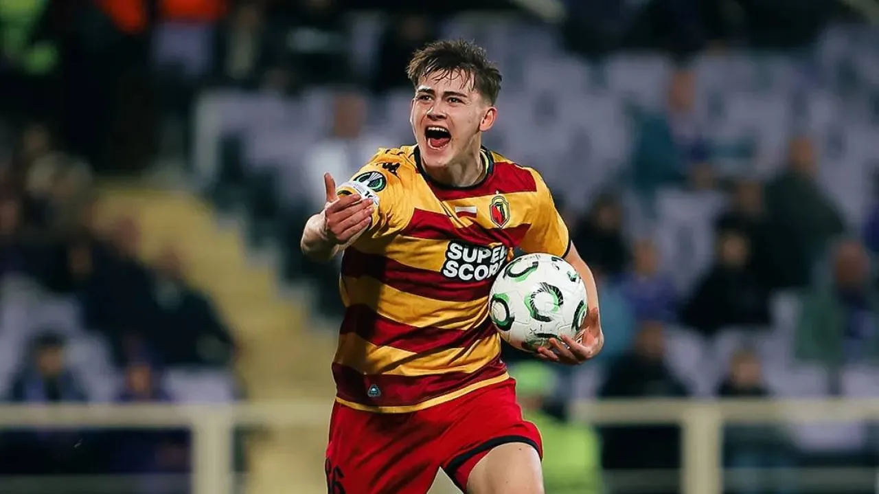 Wielki talent opuszcza Jagiellonię Białystok. Transfer Bartosza Mazurka potwierdzony