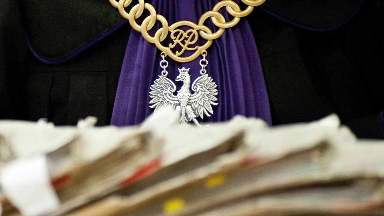 Zabił żonę, bo nie mógł pogodzić się z utratą mieszkania? Ruszył proces
