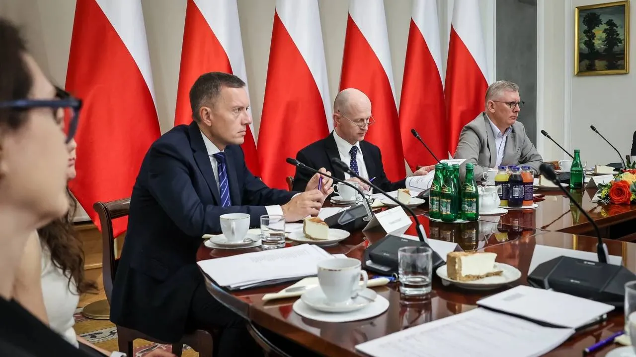 W Belwederze rozmawiano o reformie służb specjalnych. ZOBACZ ZDJĘCIA