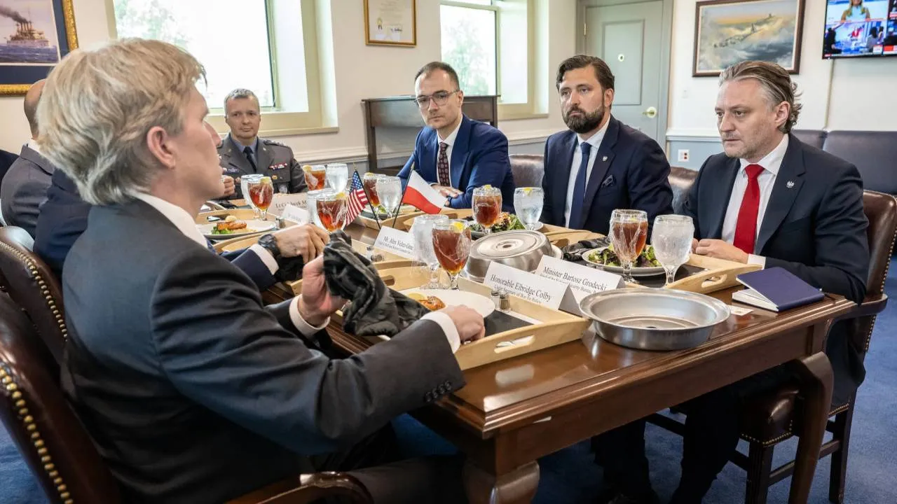 Po istotnych rozmowach ws. Fort Trump w Pentagonie. Colby: Cenimy przywództwo i partnerstwo Polski