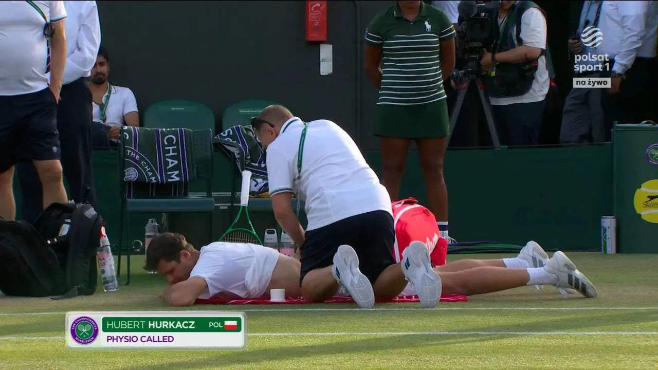 Dramat Huberta Hurkacza na Wimbledonie. Polak dominował, ale musiał poddać mecz