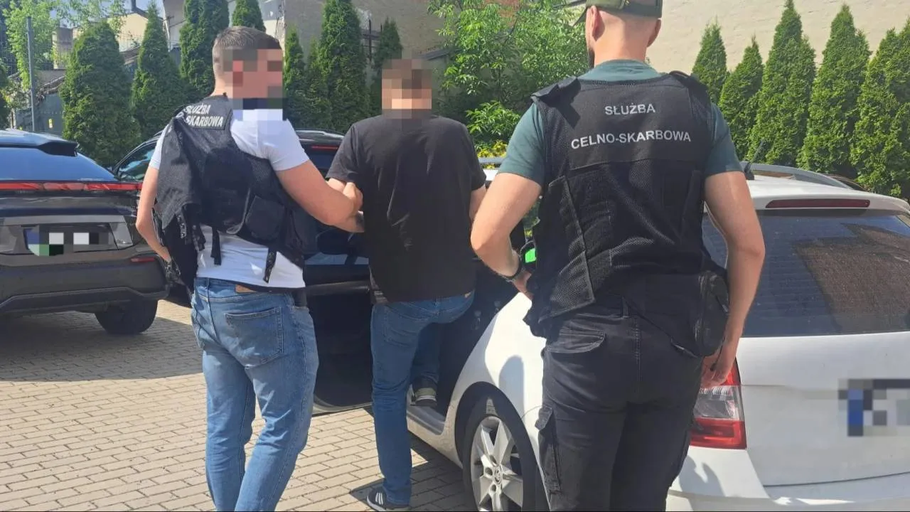 Gang tytoniowy rozbity. Skarb Państwa mógł stracić ponad 4 mln zł