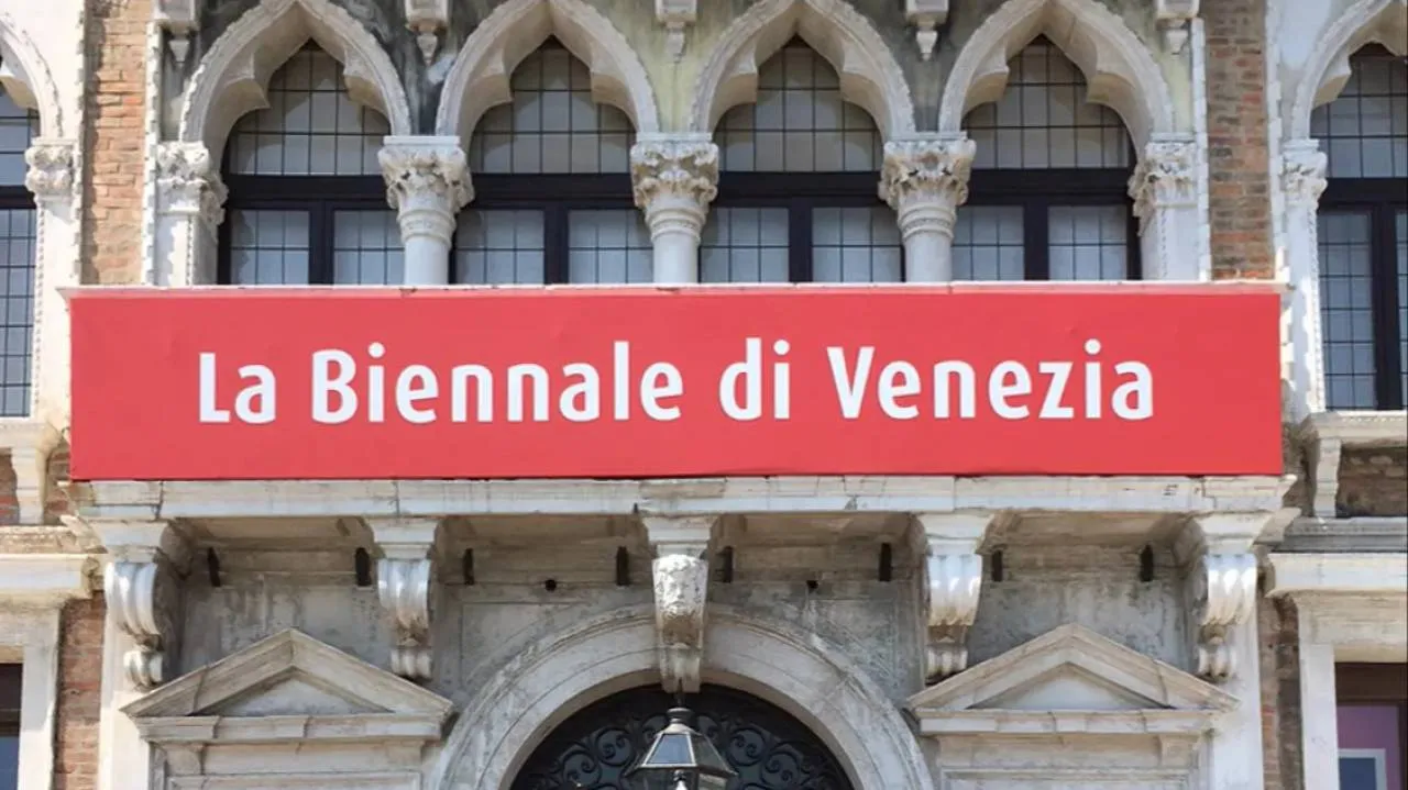 Komisja Europejska cofa wsparcie dla Biennale w Wenecji. Powód? Rosja