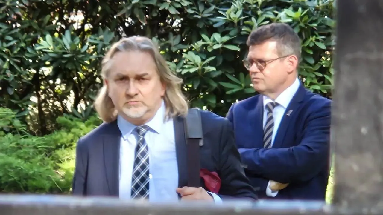 Kuriozalne słowa Szostka. Przy Markiewiczu narzekał na... "dzielenie sędziów na lepszych i gorszych"