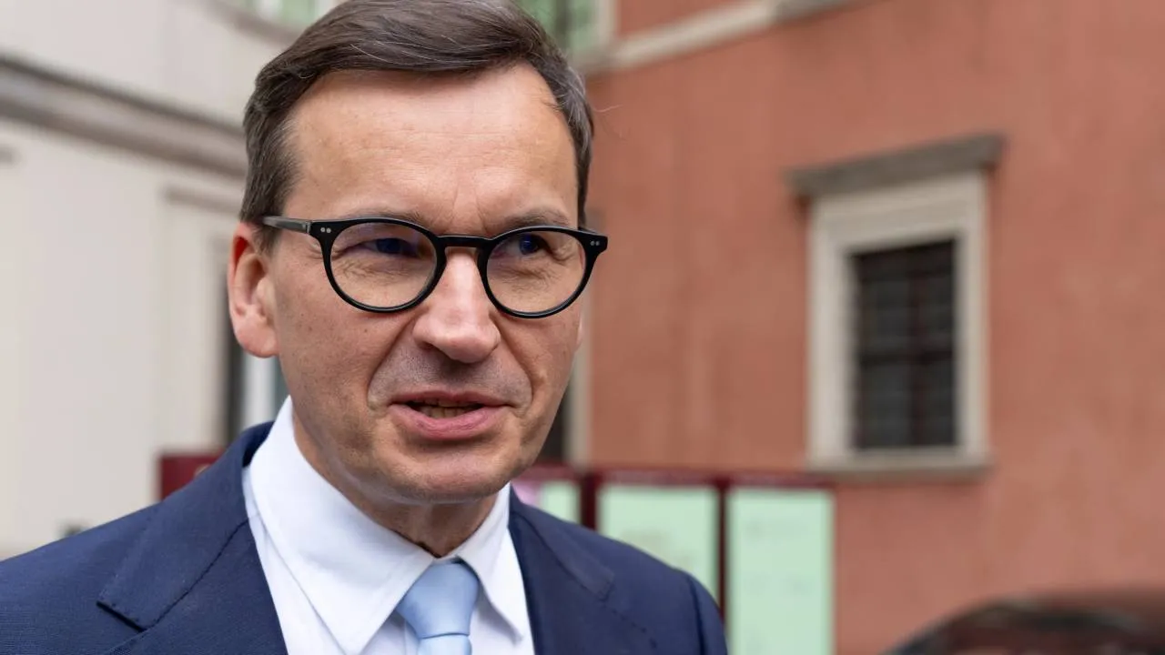 Władze PiS stawiają na jedność i dyscyplinę. Mateusz Morawiecki odpowiada i broni „Rozwoju Plus”