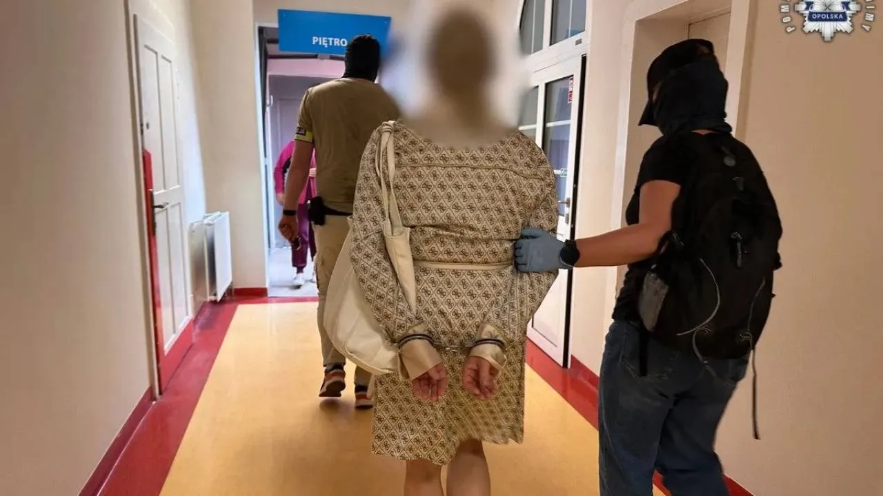 Korupcja, recepty i sprzedaż urządzeń medycznych. Lekarka z Prudnika z zarzutami