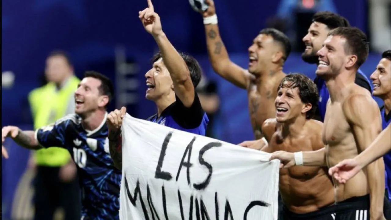 Kontrowersyjny transparent pokazany na mundialu. Domagają się śledztwa FIFA